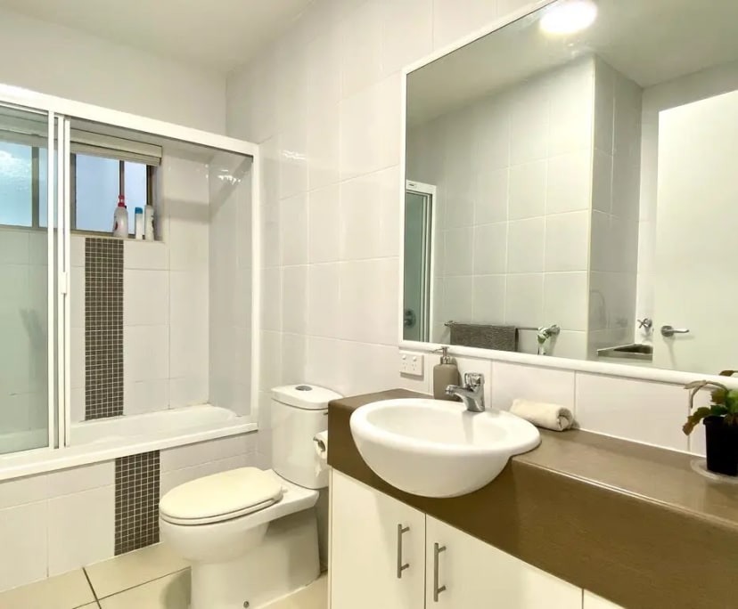 $400, Flatshare, 2 bathrooms, Spring Hill QLD 4000