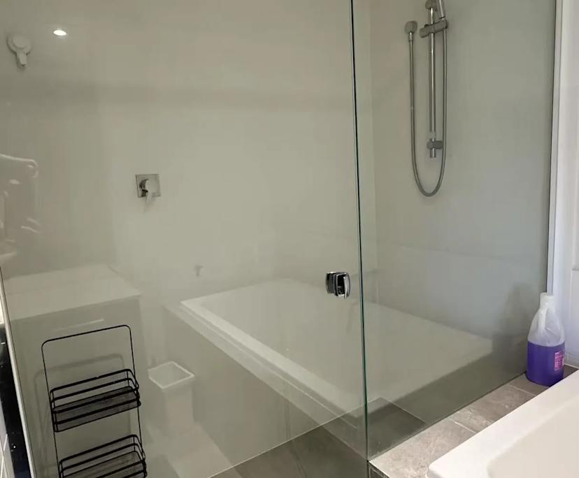 $250, Share-house, 4 bathrooms, Spring Mountain QLD 4300