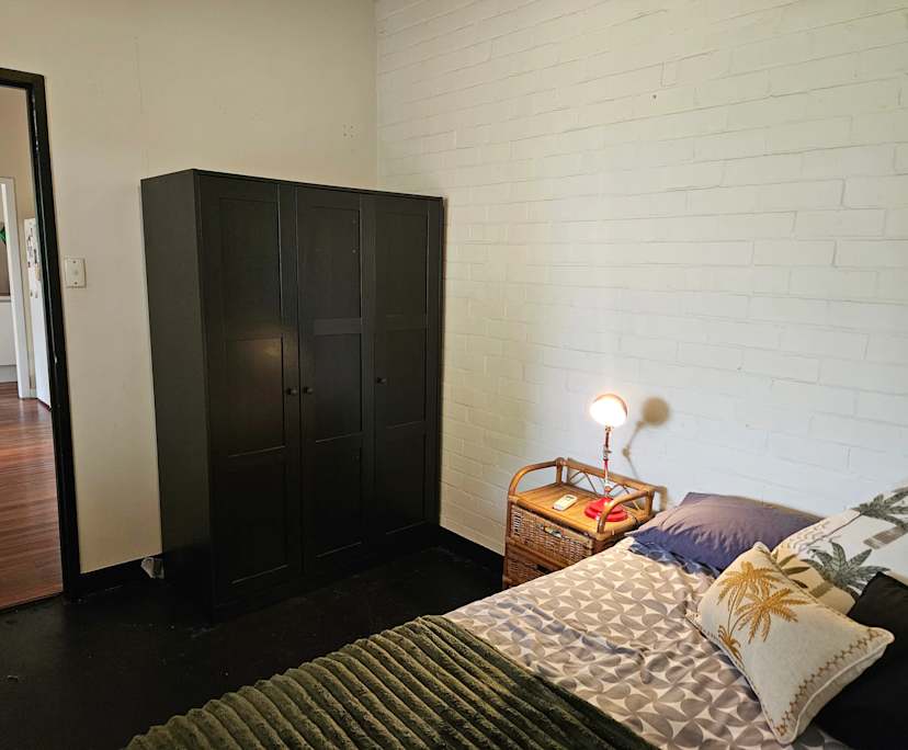 $350, Share-house, 3 bathrooms, Rivervale WA 6103