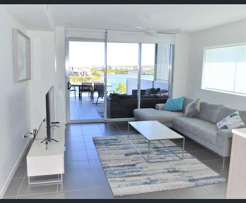 Furnished room with own bathroom
