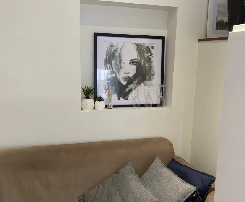 Furnished room studio flat for rent