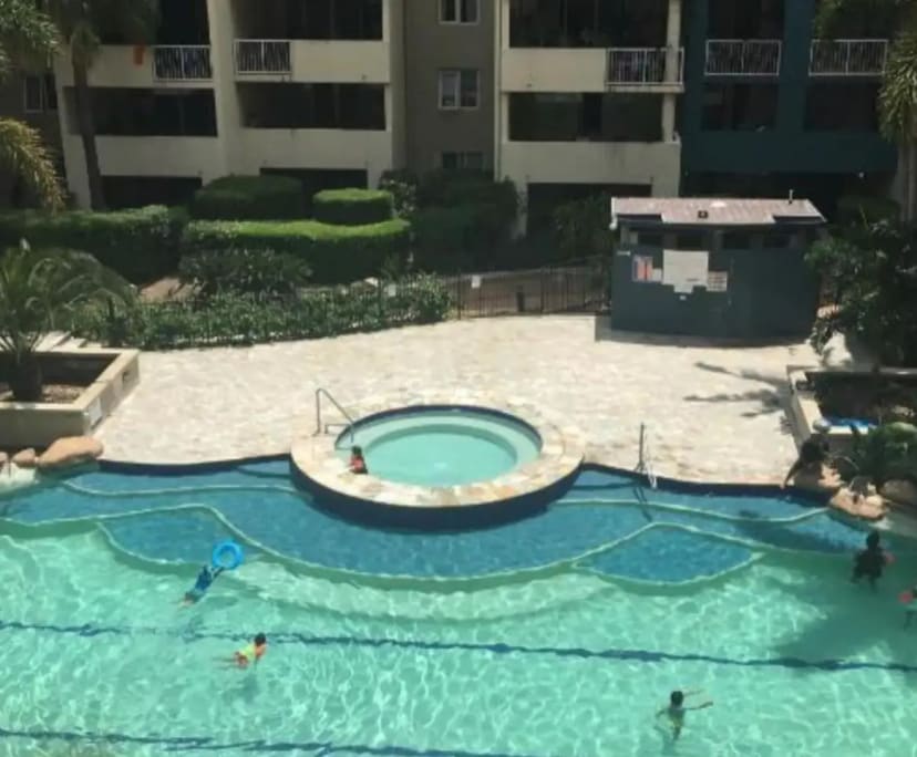 $200, Flatshare, 2 bathrooms, Fortitude Valley QLD 4006