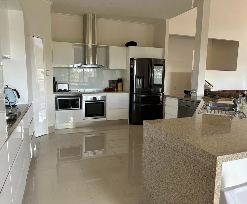 $300, Share-house, 5 bathrooms, Tallai QLD 4213