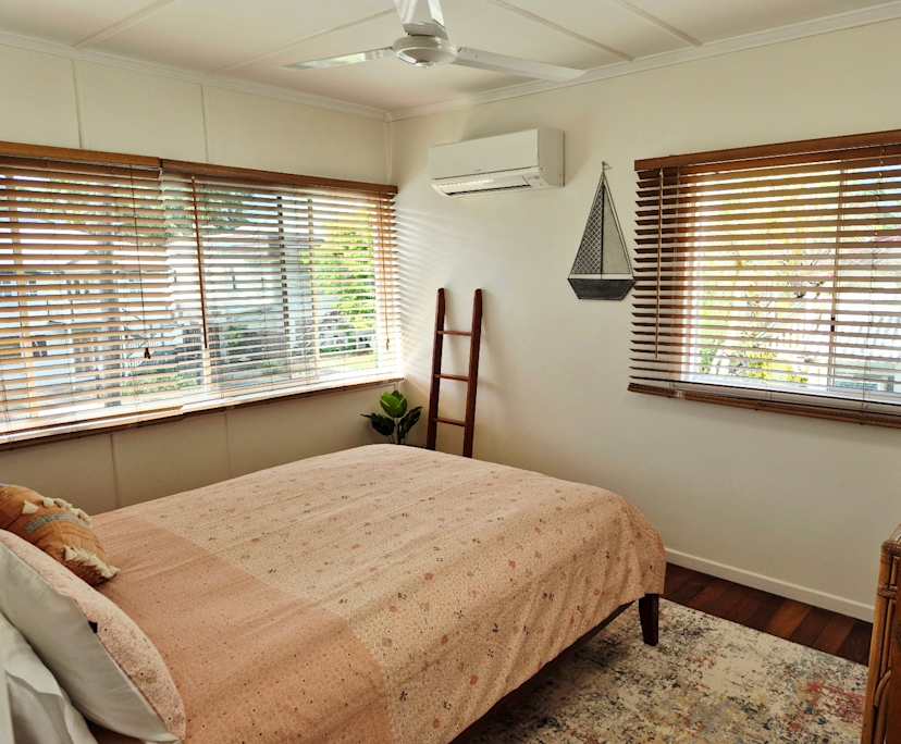 $350, Share-house, 5 bathrooms, Parramatta Park QLD 4870