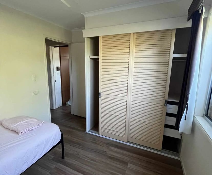 $220, Share-house, 3 bathrooms, Heatley QLD 4814