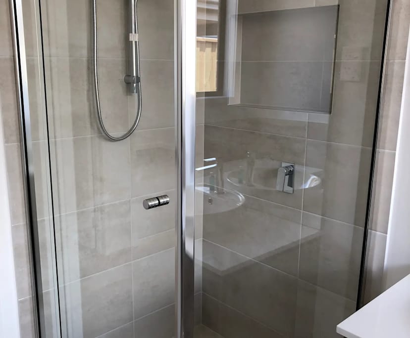 $215, Share-house, 2 rooms, Tarneit VIC 3029, Tarneit VIC 3029