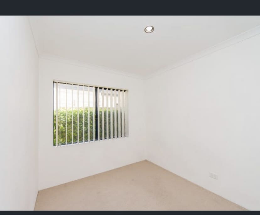 Unfurnished room with own bathroom