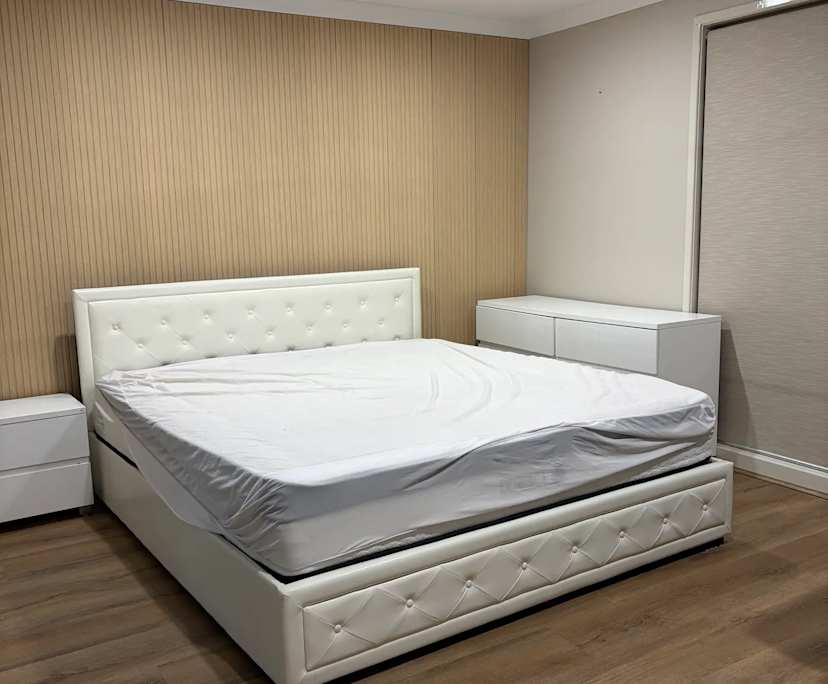 $235, Share-house, 3 bathrooms, Casula NSW 2170