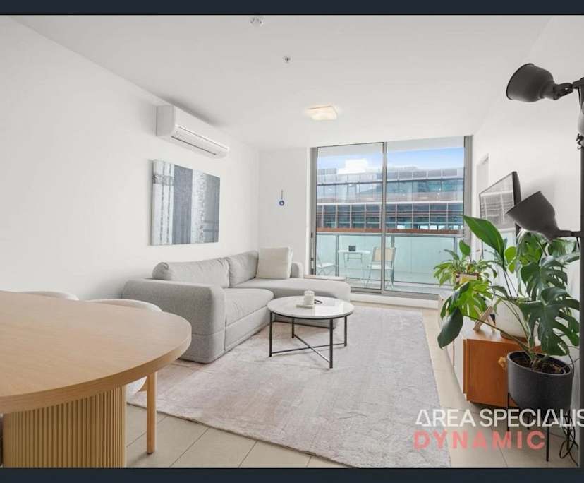 Whole property with 2 rooms for rent