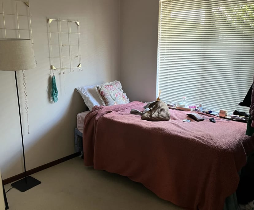 Unfurnished room in a share house