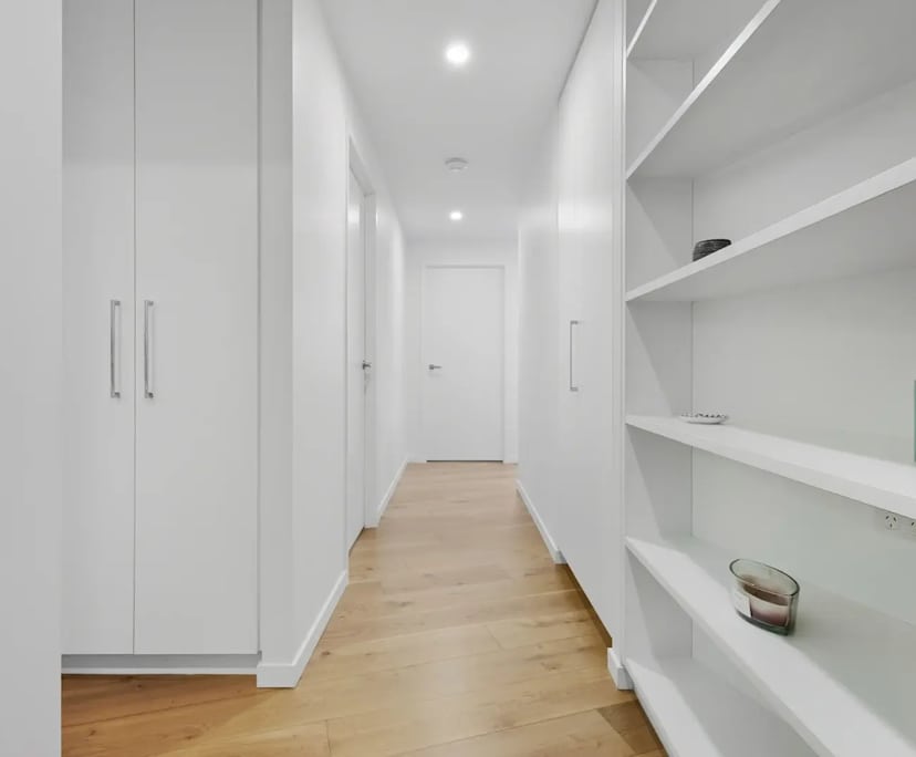 $440, Flatshare, 3 bathrooms, Labrador QLD 4215