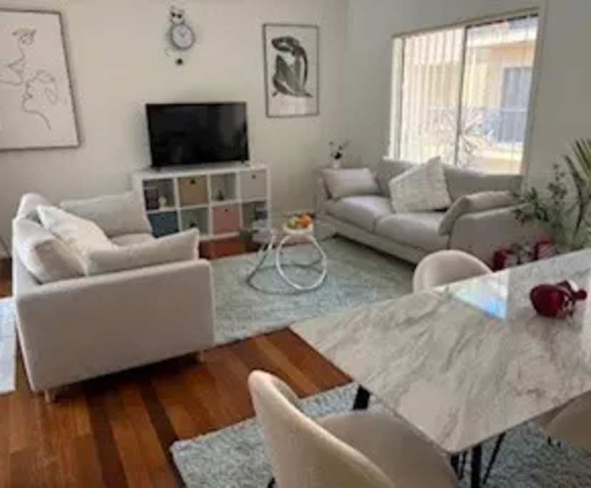 $250, Homestay, 3 bathrooms, Woonona NSW 2517