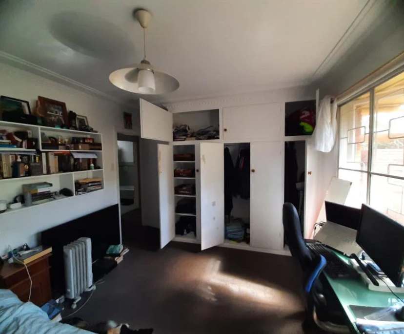 Unfurnished room in a share house