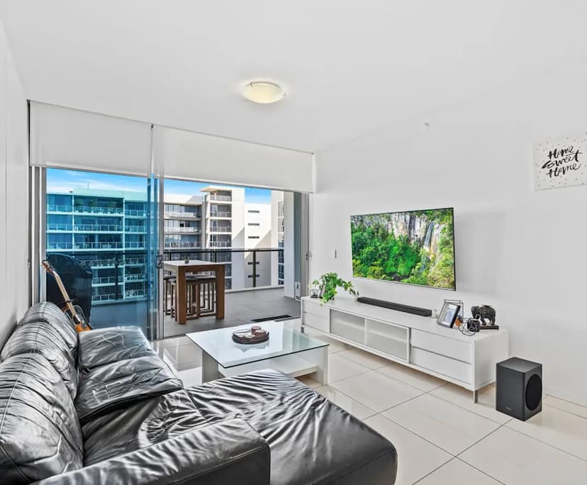 Whole property with 2 rooms for rent