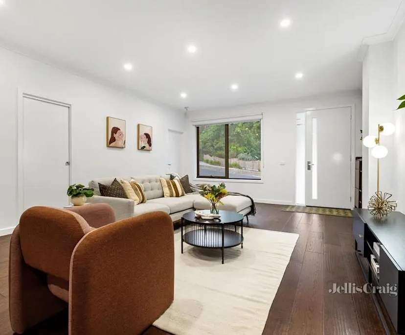 Room in a share house