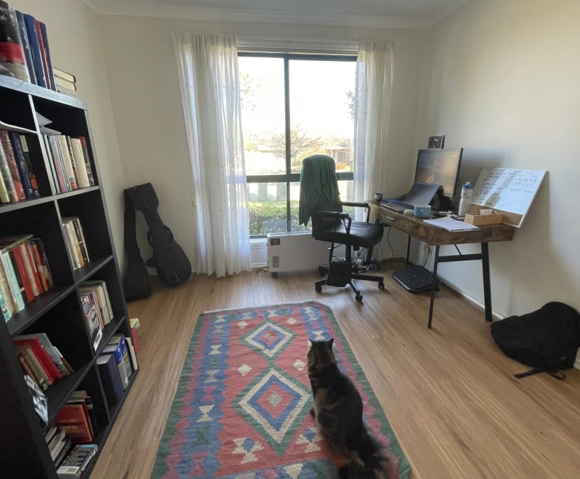 Unfurnished room in a share house