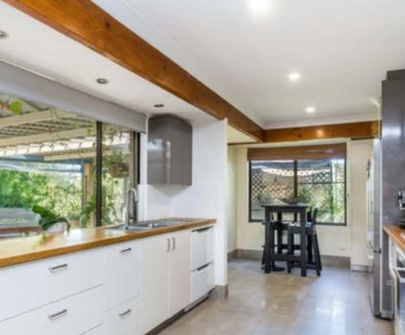 Room in a share house