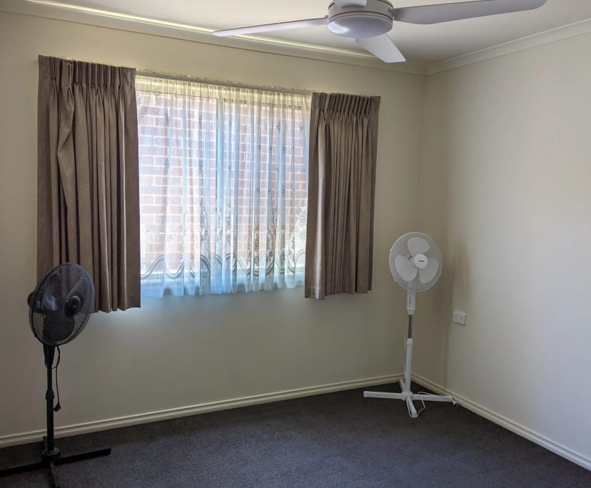 Unfurnished room in a share house