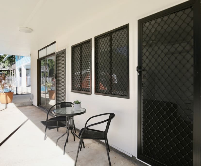 $415, Whole-property, 6 bathrooms, Jubilee Pocket QLD 4802