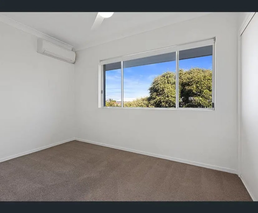 Room for Rent in Ascot, Brisbane 300, Unfurnished...