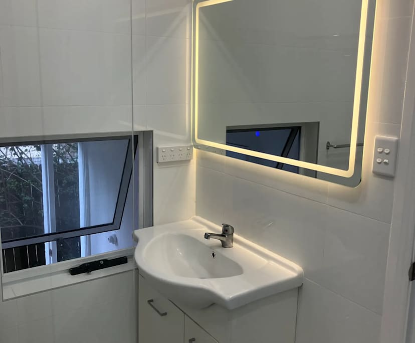 $319, Share-house, 4 bathrooms, Cheltenham NSW 2119