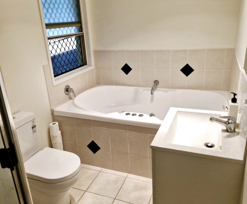 Room with ensuite in a share house