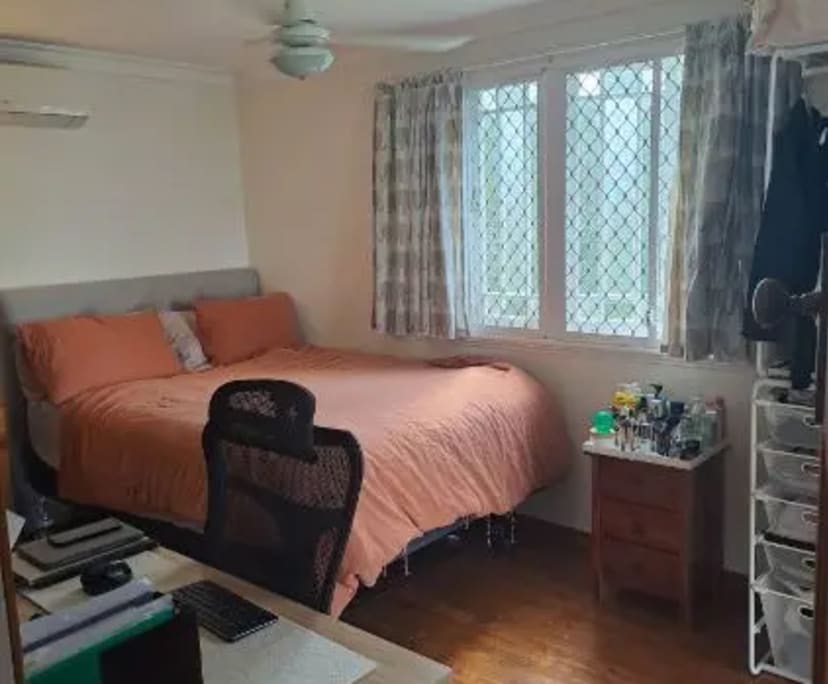 Unfurnished room in a share house