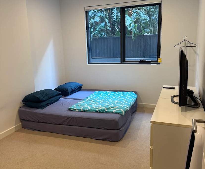 $300, Flatshare, 3 bathrooms, Campsie NSW 2194