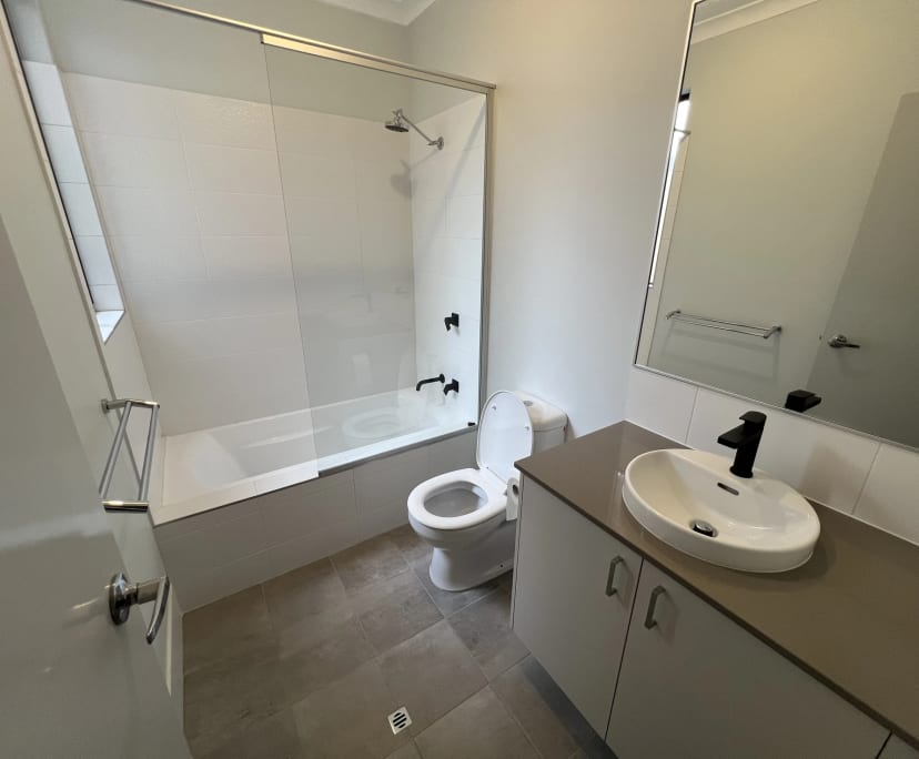 $300-360, Share-house, 2 rooms, Girrawheen WA 6064, Girrawheen WA 6064