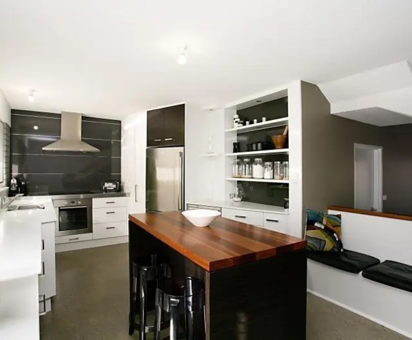 $320, Share-house, 3 bathrooms, Merewether NSW 2291