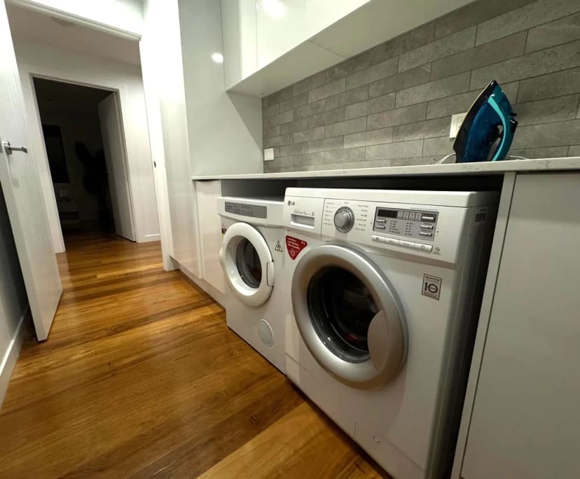 $750, Share-house, 5 bathrooms, Mermaid Waters QLD 4218