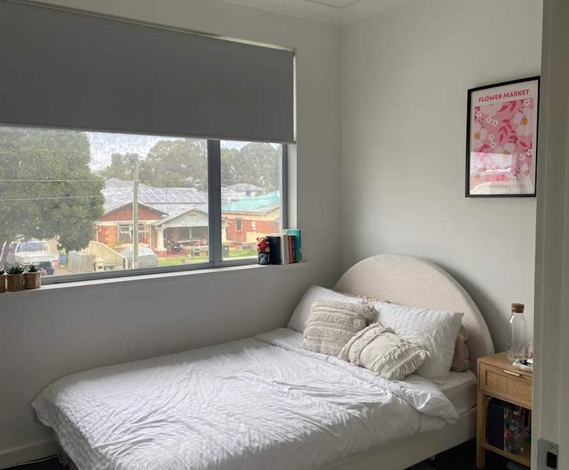 Room in a share house