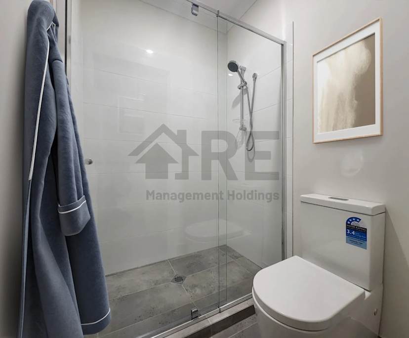 $300, Share-house, 6 bathrooms, Moe VIC 3825