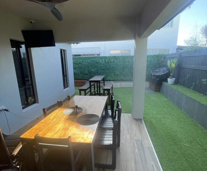 Room for Rent in Hermit Park, Townsville 300, Fur...