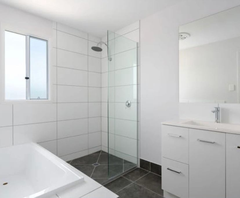 Unfurnished room with own bathroom