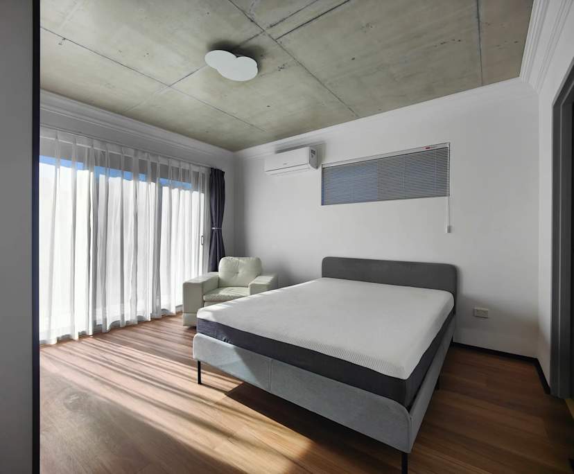 Room with ensuite in a share house