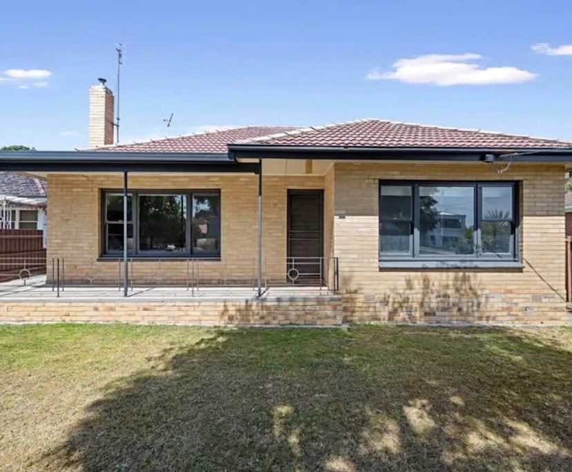 $280, Share-house, 2 bathrooms, Flora Hill VIC 3550