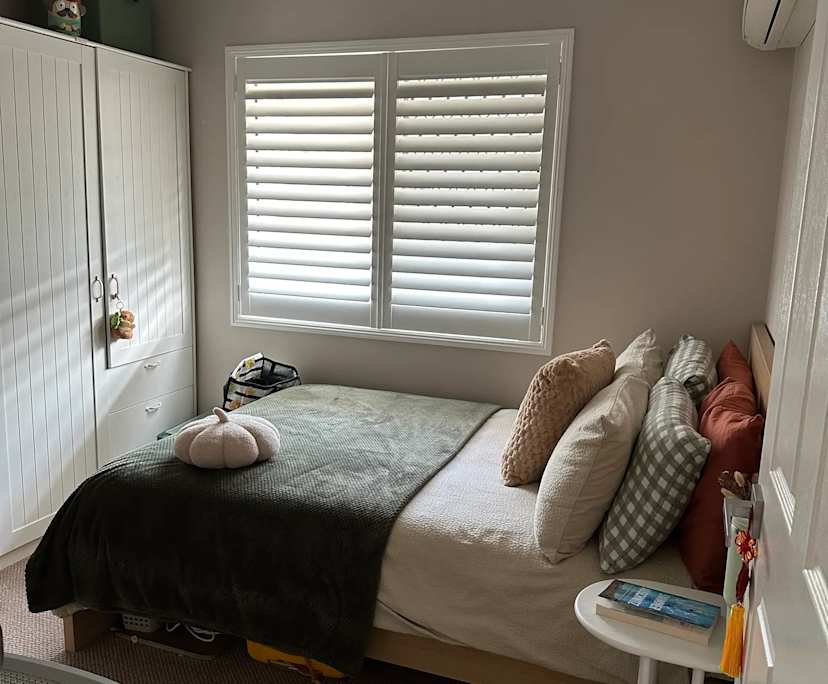 Unfurnished room in a share house