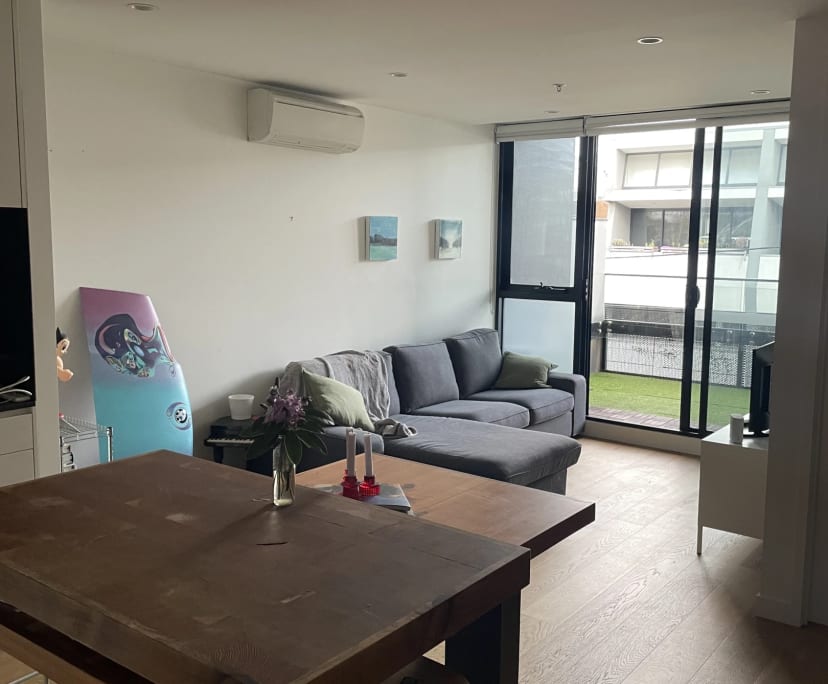 Room for Rent in Fitzroy North, Melbourne 350, Un...