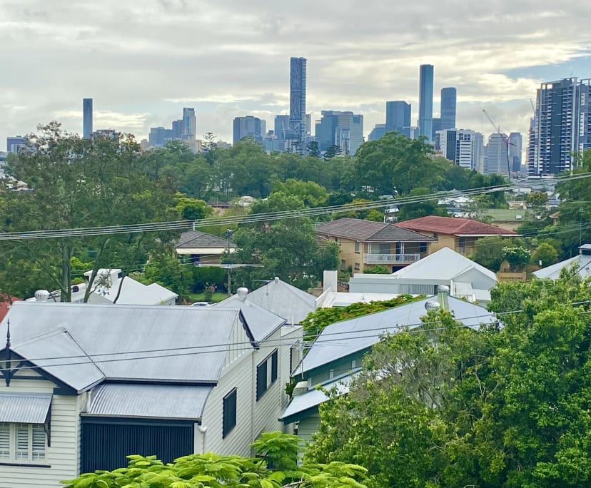 Furnished room with ensuite in a flatshare