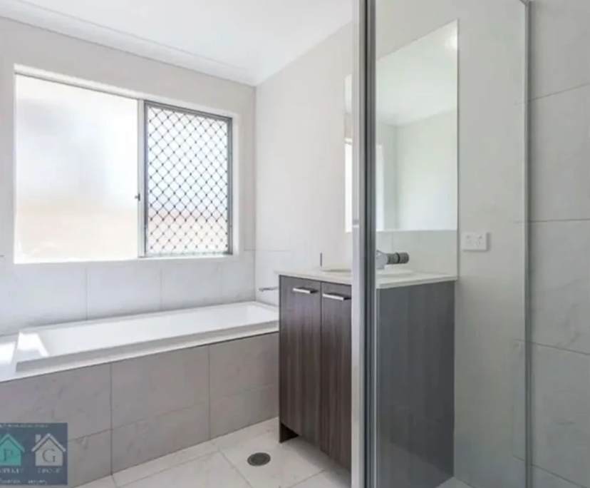 $350, Share-house, 4 bathrooms, Virginia QLD 4014