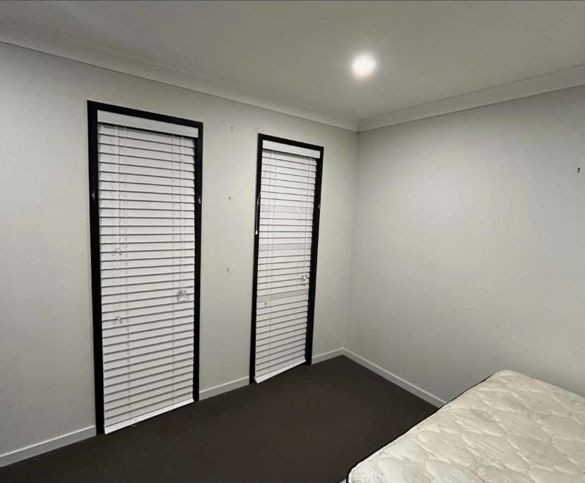 Unfurnished room in a share house