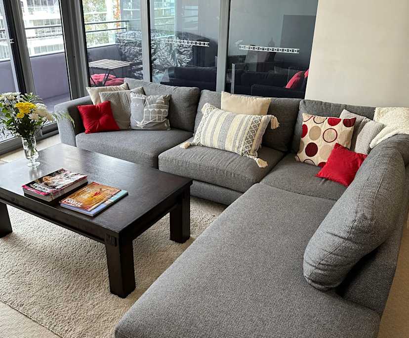 Furnished room with ensuite in a flatshare