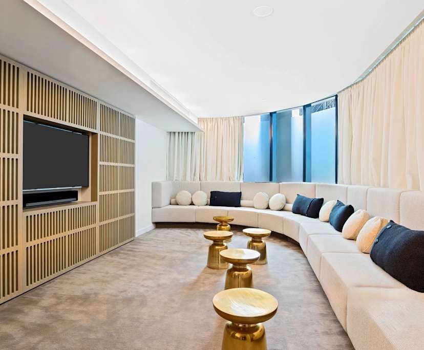 $999, Whole-property, 2 bathrooms, Melbourne VIC 3000