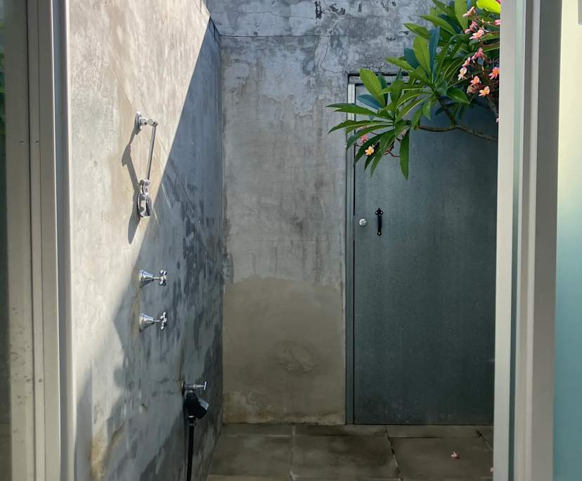 Unfurnished room in a share house