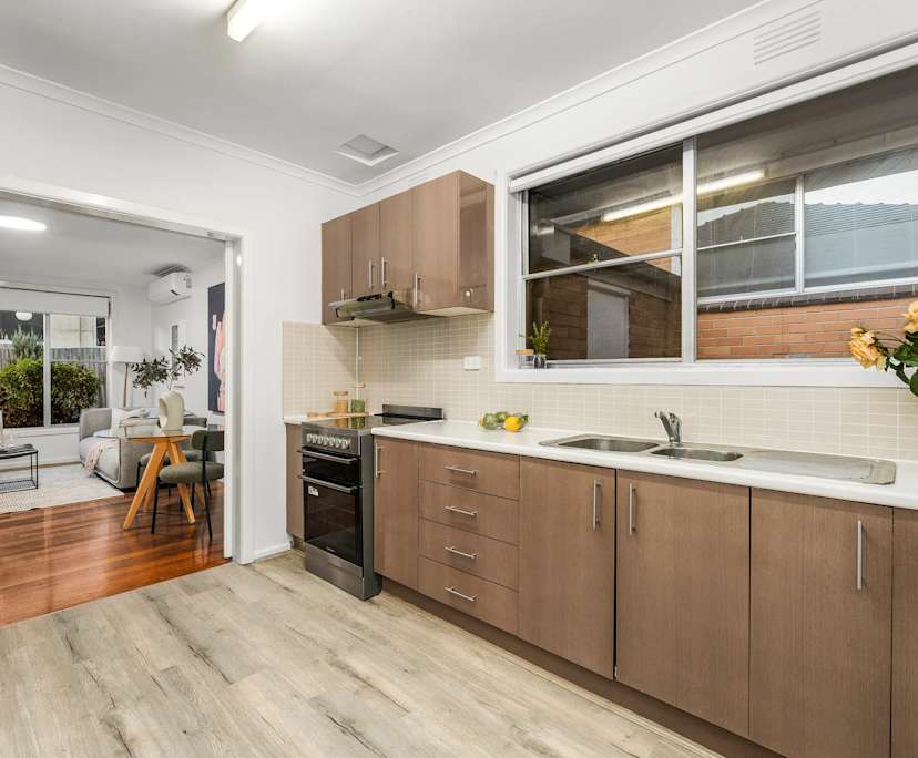 Whole property with 2 rooms for rent