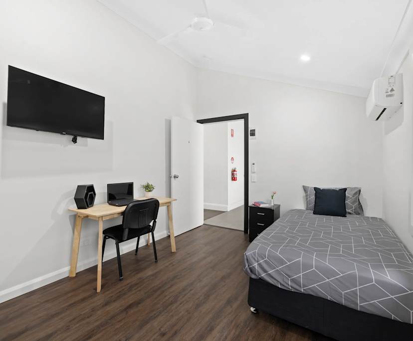 $335-390, Share-house, 4 rooms, Highgate Hill QLD 4101, Highgate Hill QLD 4101