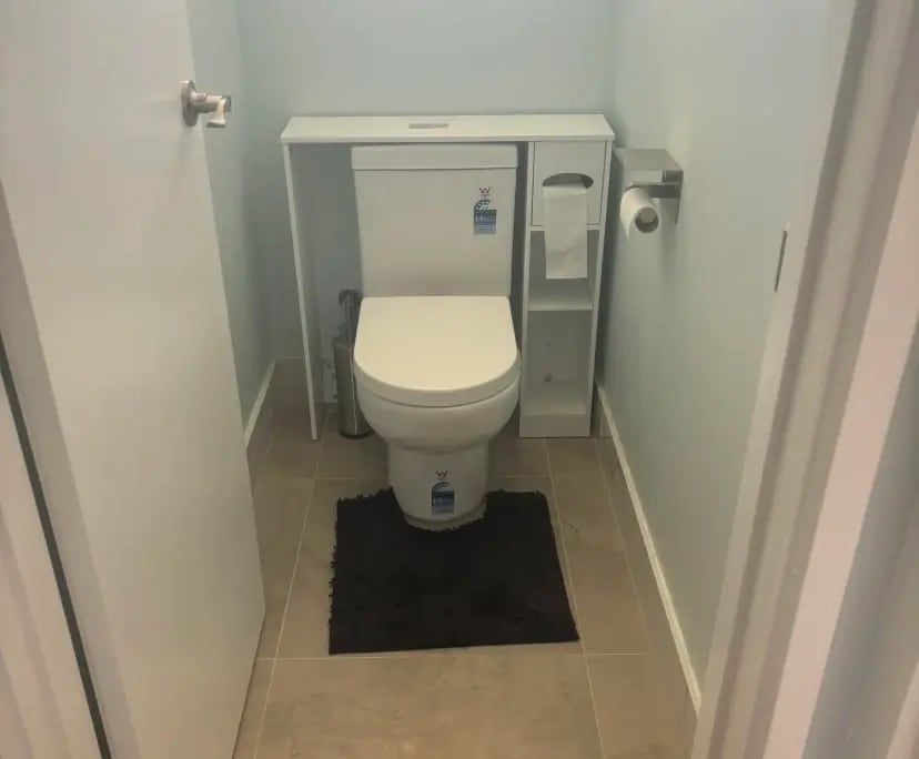 Furnished room in a share house
