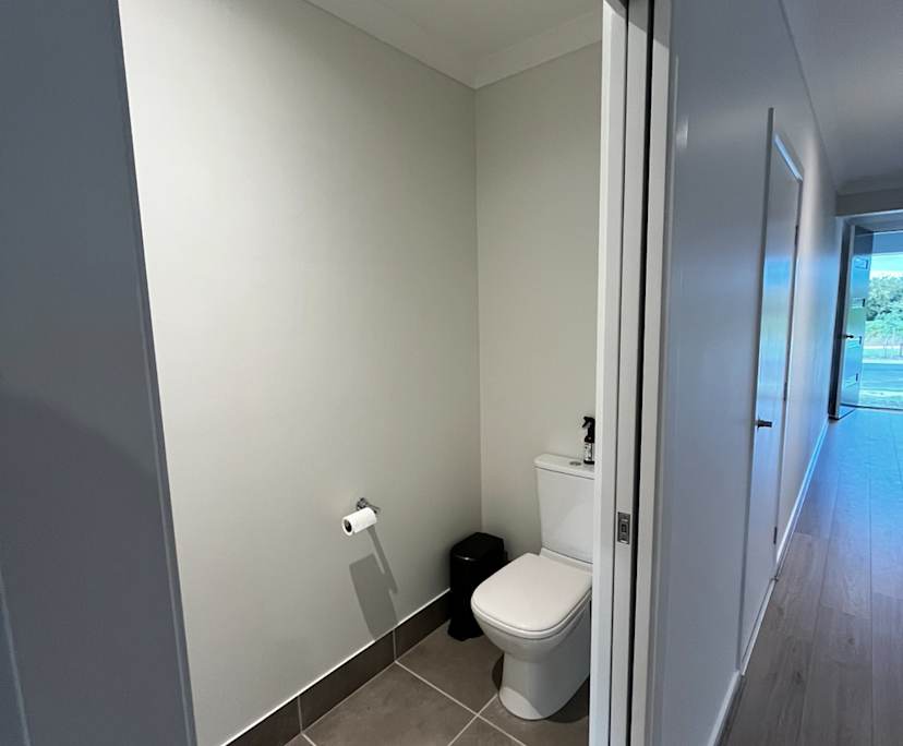 $250, Share-house, 2 rooms, Walloon QLD 4306, Walloon QLD 4306