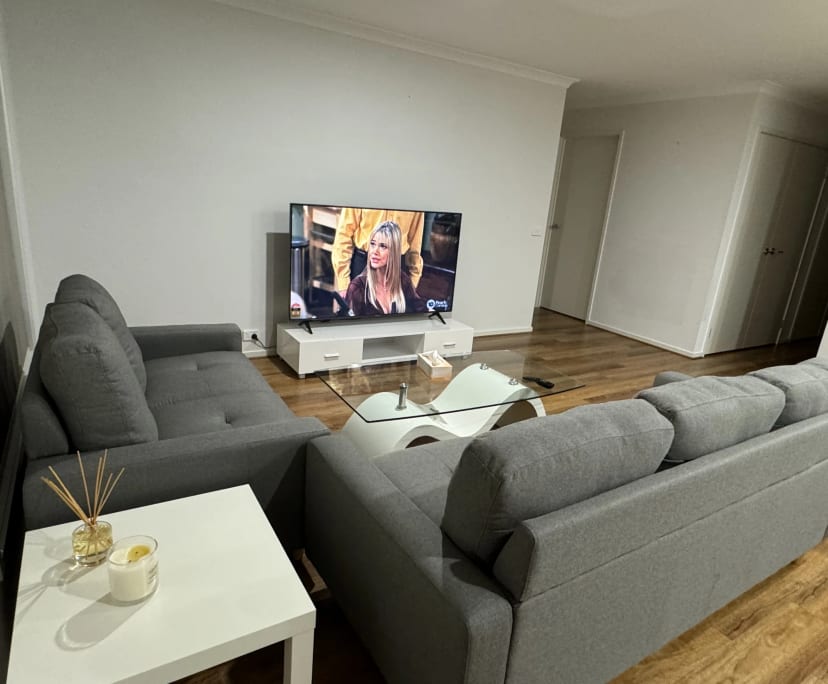 $250, Share-house, 2 bathrooms, Officer VIC 3809